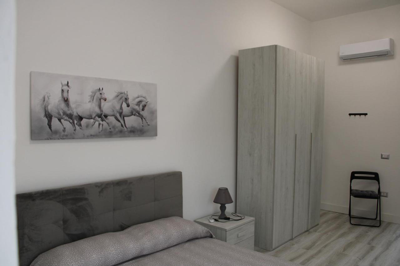 La Laguna Rooms SantʼAntìoco Eksteriør bilde